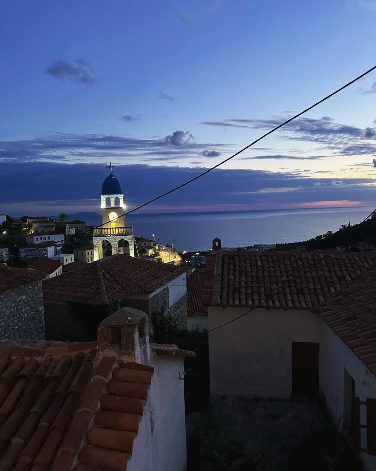 Lion'S Villa Vlorë Exteriör bild